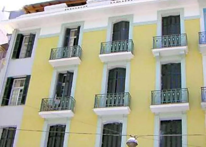 Zeus Hostel